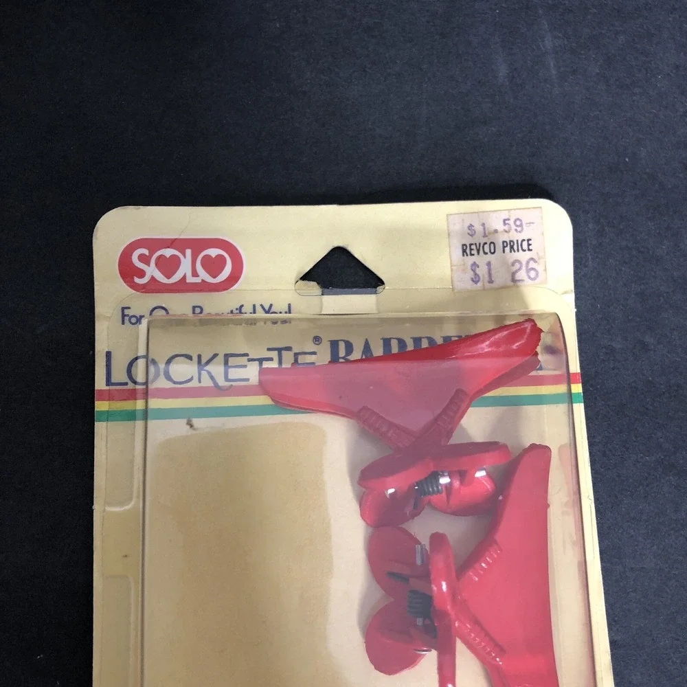 Vintage Solo Lockette Barrettes TENNIS Rackets Red Hair Clips USA Set of 4 NEW